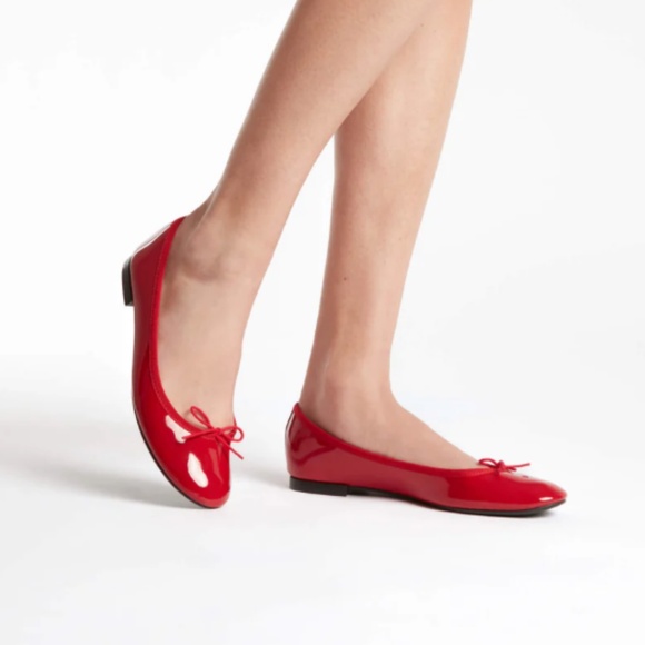 394. REPETTO Paris Cendrillon ballet flat Flame Red Patent Leather $395 EUC 37.5 - Picture 1 of 8